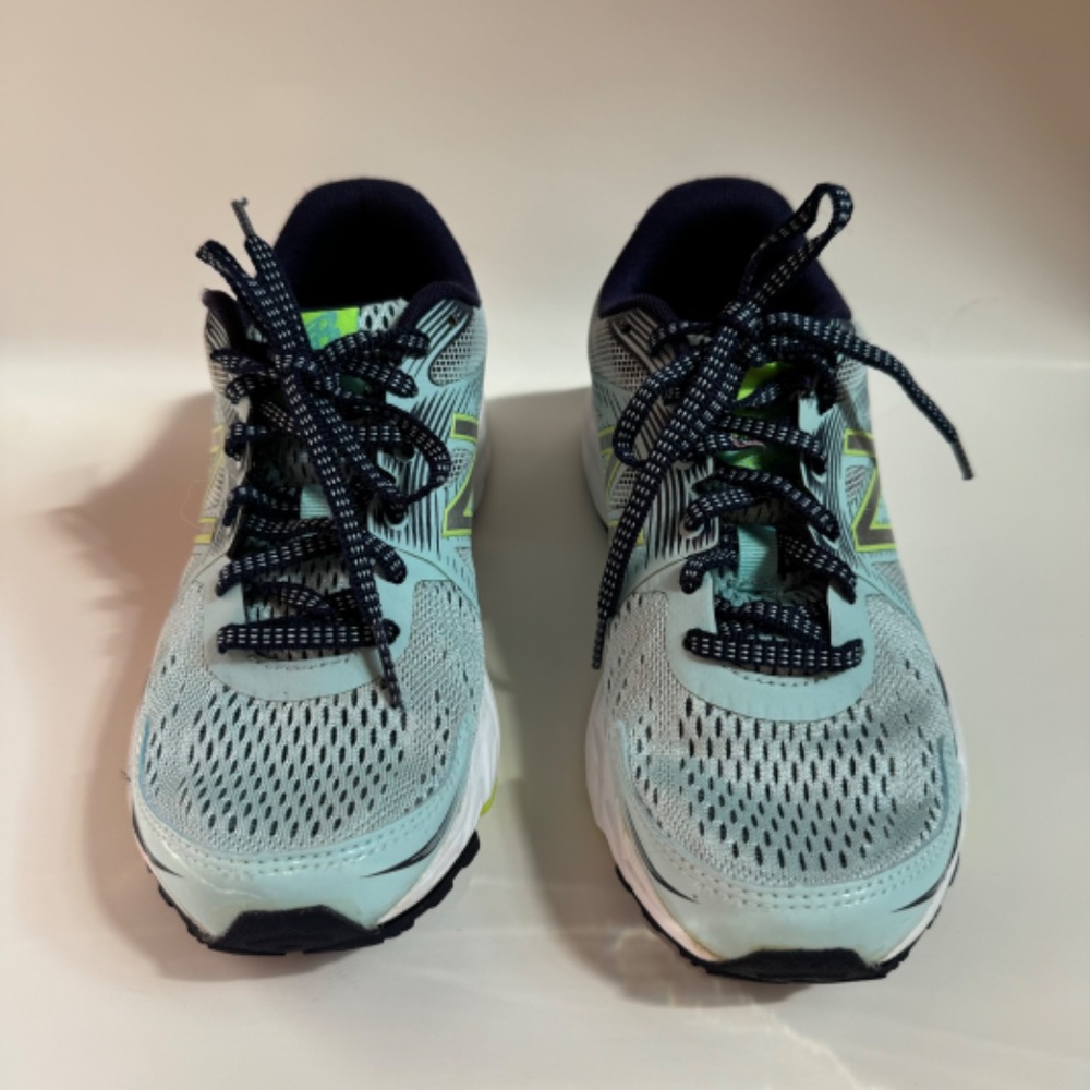 New Balance ABZORB Powder Blue Running Shoe - Picture 2 of 10